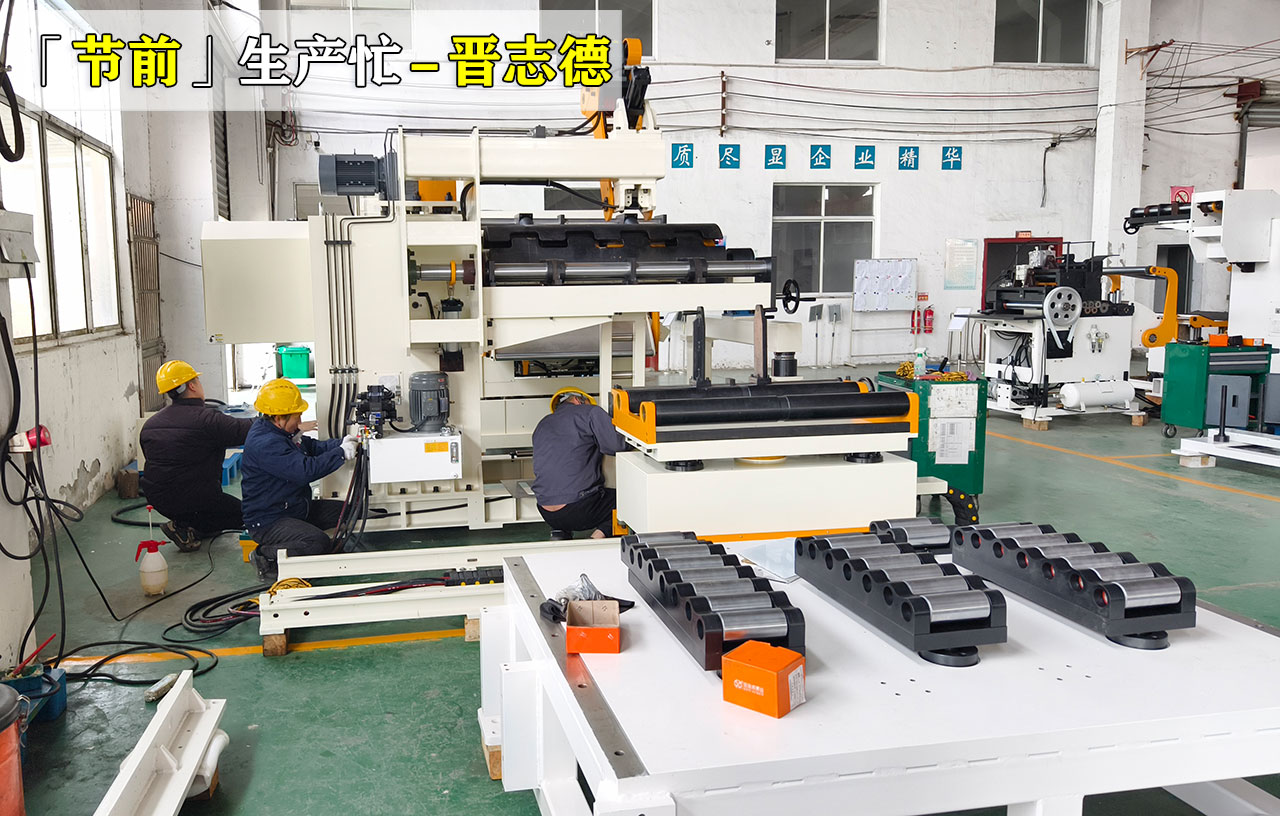 后勤人员支援车间